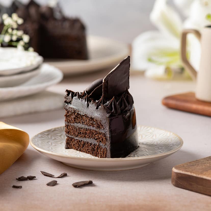 Fudge Brownie Cake Half kg view 3