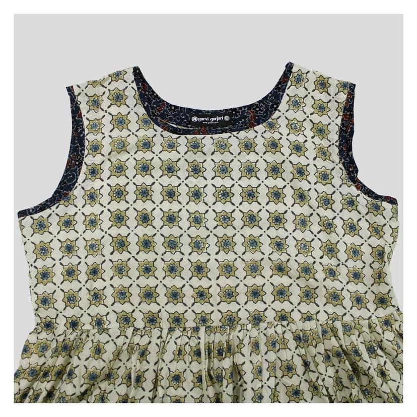 Garvi Gurjari (A Gujarat Govt Enterprise Cream Ajrakh Hand Block Printed Cotton Short Kurti(GGCACST02) view 3