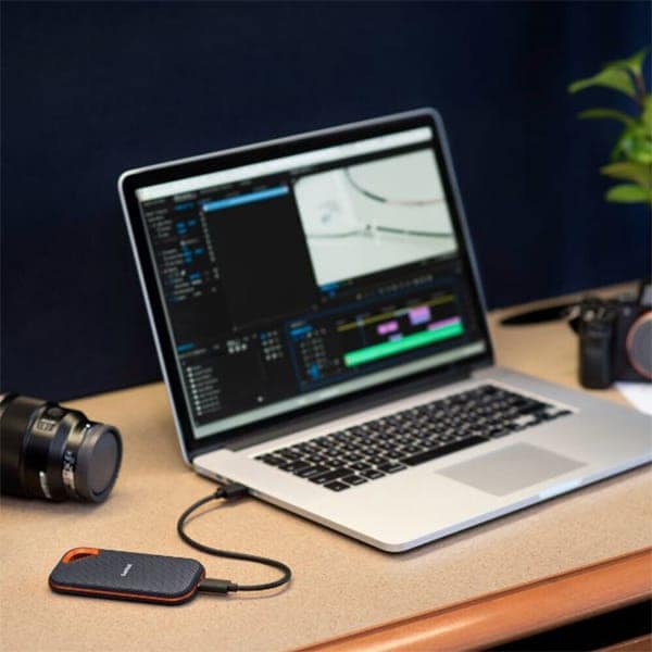 SanDisk E81 External 4TB Solid State Drive view 6