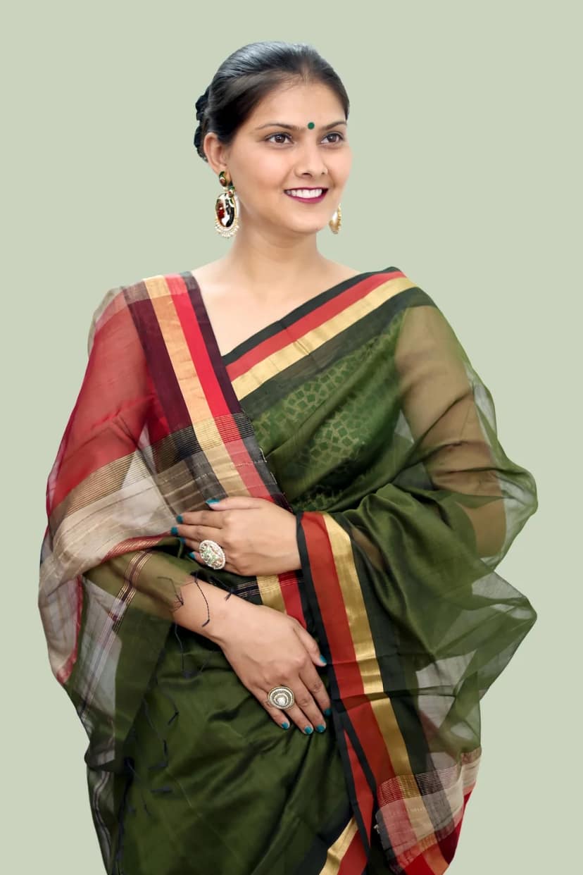 Legacy Kosa Pallu Equisite Green handloom Saree with Tassels view 2
