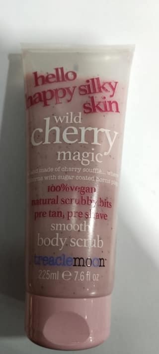 Hello Happy silky Skin Wild Cherry Magic Smooth Body scrub
