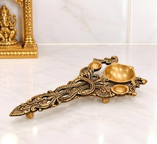 Brass Kapoor Dani for Pooja | Traditional Brass Camphor Burner | Decorative Kapoor Holder for Home Temple, Aarti, Daily Puja & Religious Rituals