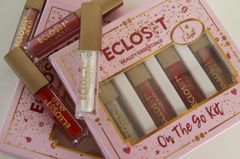 Ecloset Beauty Makeup Kit for Women & Girls | Liquid Highlighter, Blush, Lipstick, Eye Shadow | 1.75ML Each - Pack of 4 (Gift Set)