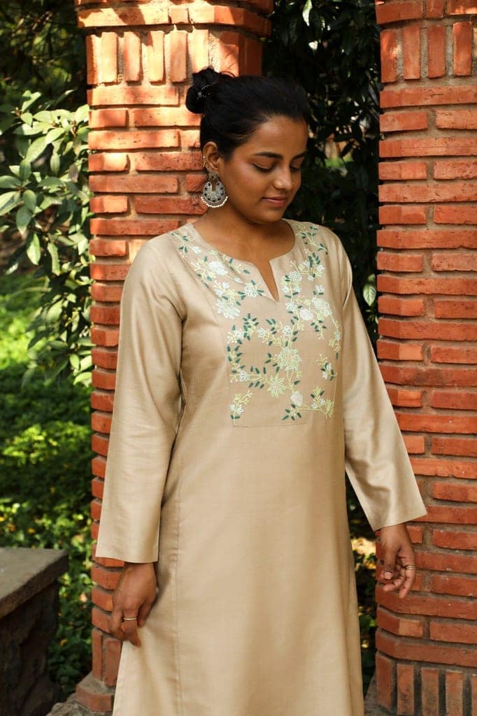 Zahrun Beige Kurta With Hand Embroidered Yoke view 3
