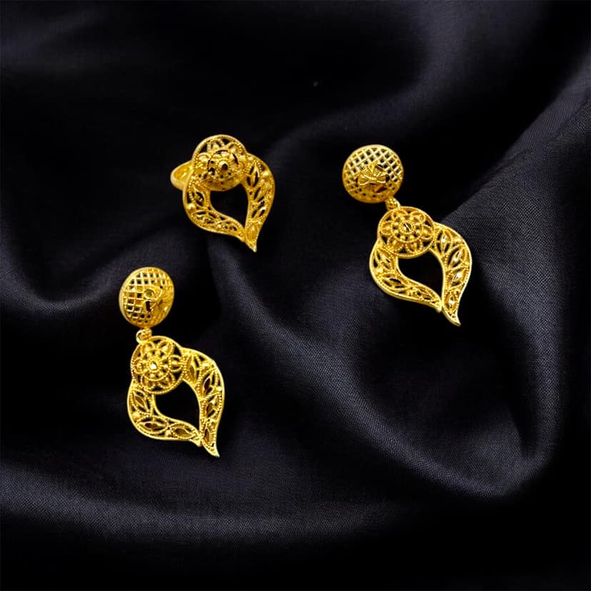 Forming Necklace Set - Prestige Collection By Amit Chauhan And Sons view 3