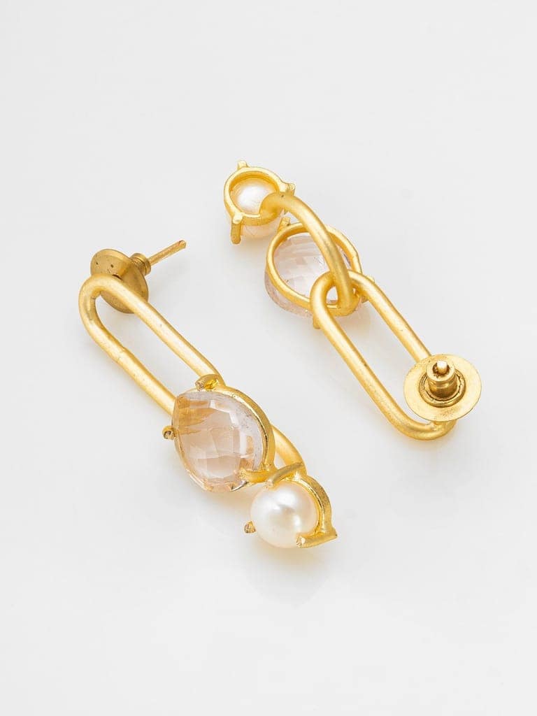 Morison Golden Star Earrings Shine Bright view 2
