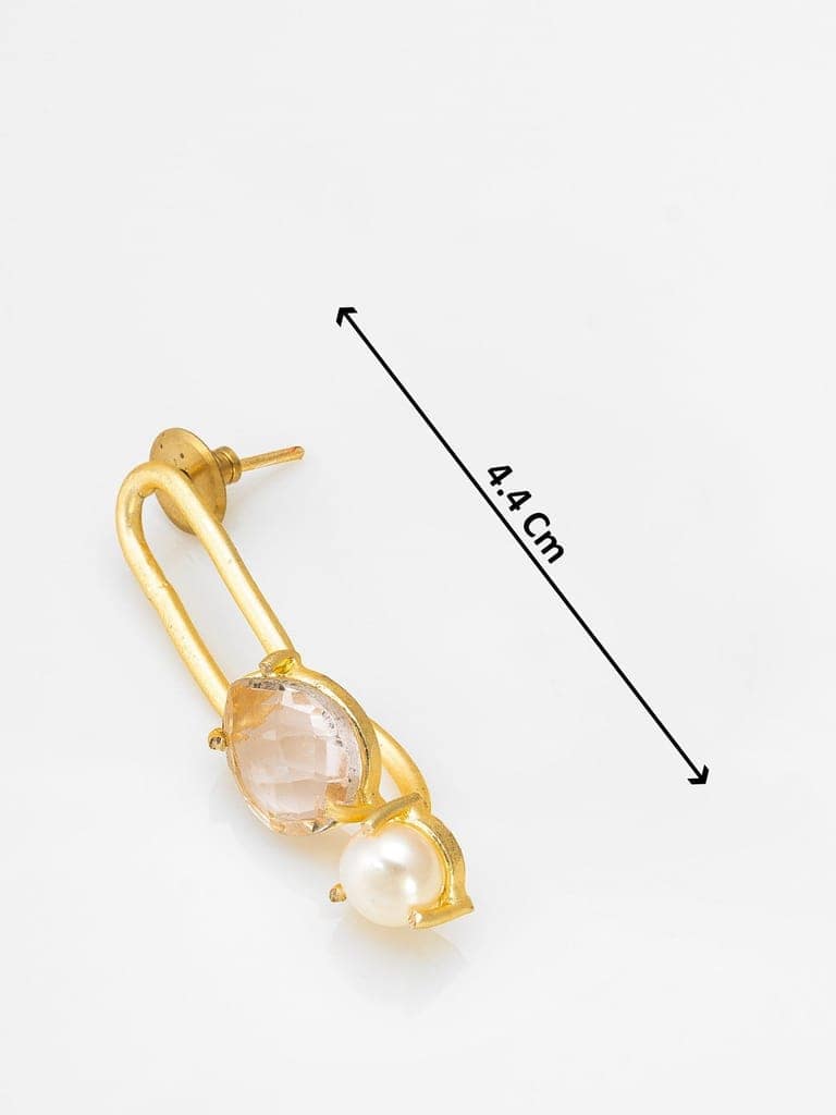 Morison Golden Star Earrings Shine Bright view 3