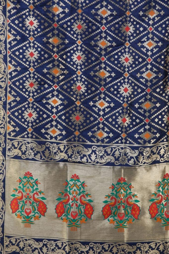 Ocean-Cavern Brocade Dupatta from Gujarat with Birds and Geometric Motifs All-Over view 4