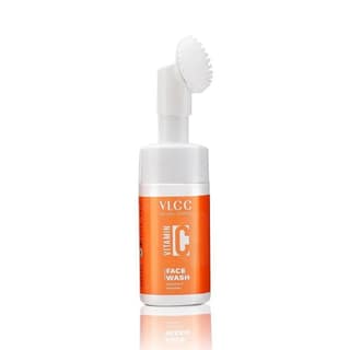 VLCC Vitamin C Foaming Face Wash (100ml)