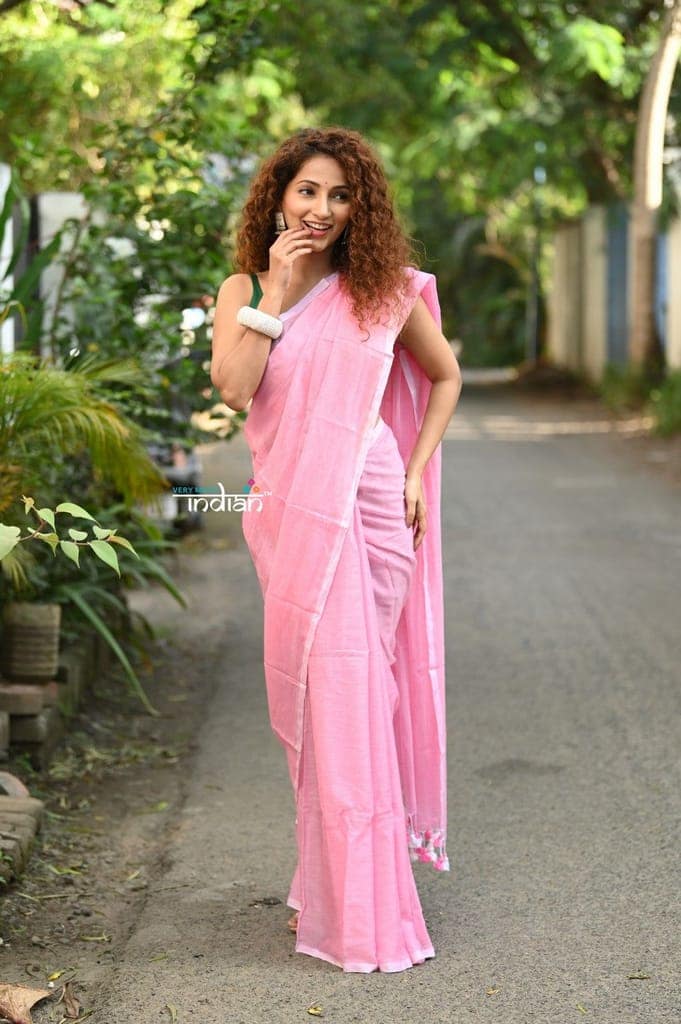Taapsee ~ Designer! Pure Mul Cotton Saree with Sleek Border ~ Rose Pink