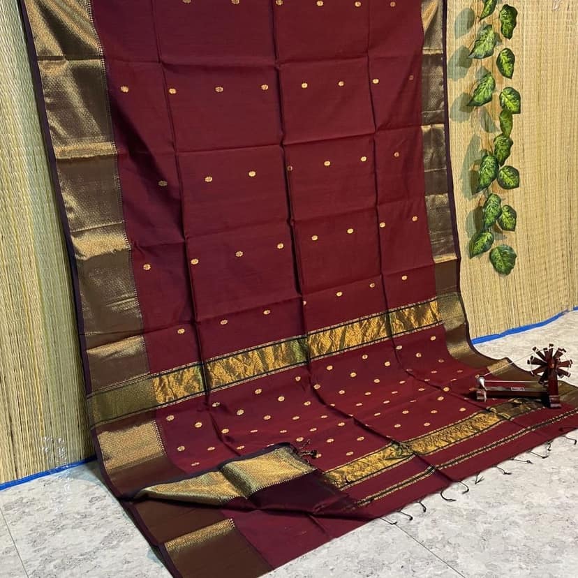 Pure Maheshwari Silk Saree Butta Body Dark Red Color and running blouse with butta design-8504 view 2
