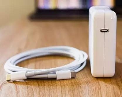 Laptop Adapter 61W 20V/3A Type-C For Apple MacBook Pro (13-inch 2020) - Compatible view 3