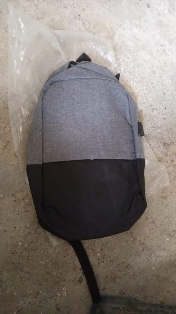 USB Point Laptop Bag Used Widely In All Kinds Of Official Purposes As A Laptop Holder And Cover And Make's The Laptop Safe And Secure (1 pc) view 7