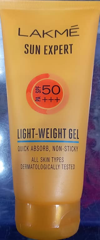 Lakme sun expert 50pa spf 50+++