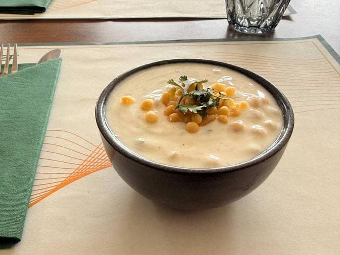 Raita Boondhi/pineapple/vegetables