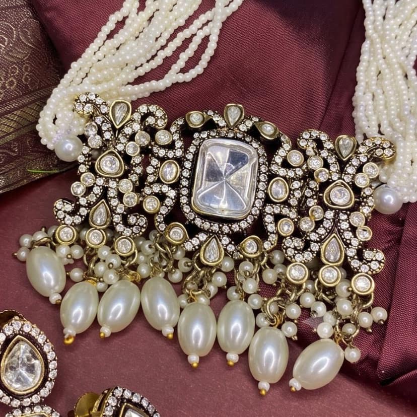 Rajnandini Moissanite Set view 2