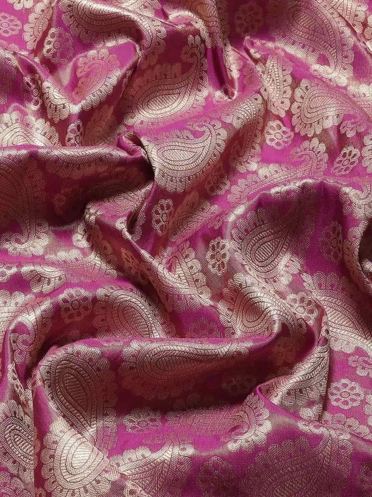 Women's Brocade Soft Silk Zari Woven Saree With Unstiched Blouse Piece view 5