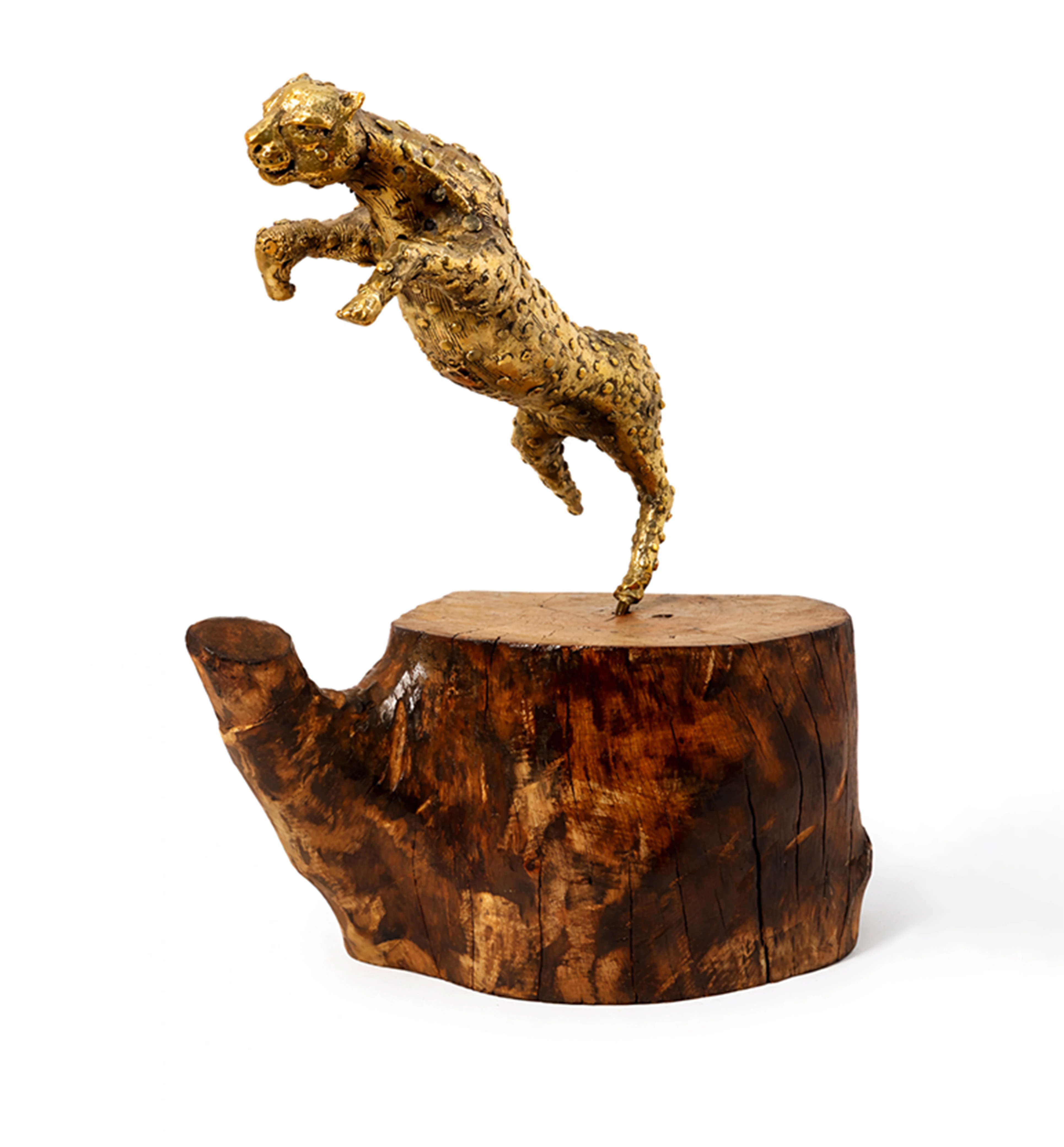 Handcrafted Brass Cheetah Hunting Scene showpiece on Natural Wood Base – Tribal Metal Artefact view 4