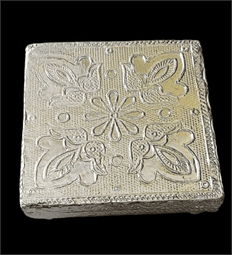 KAVALI Silver square pooja chowki with intricate carvings