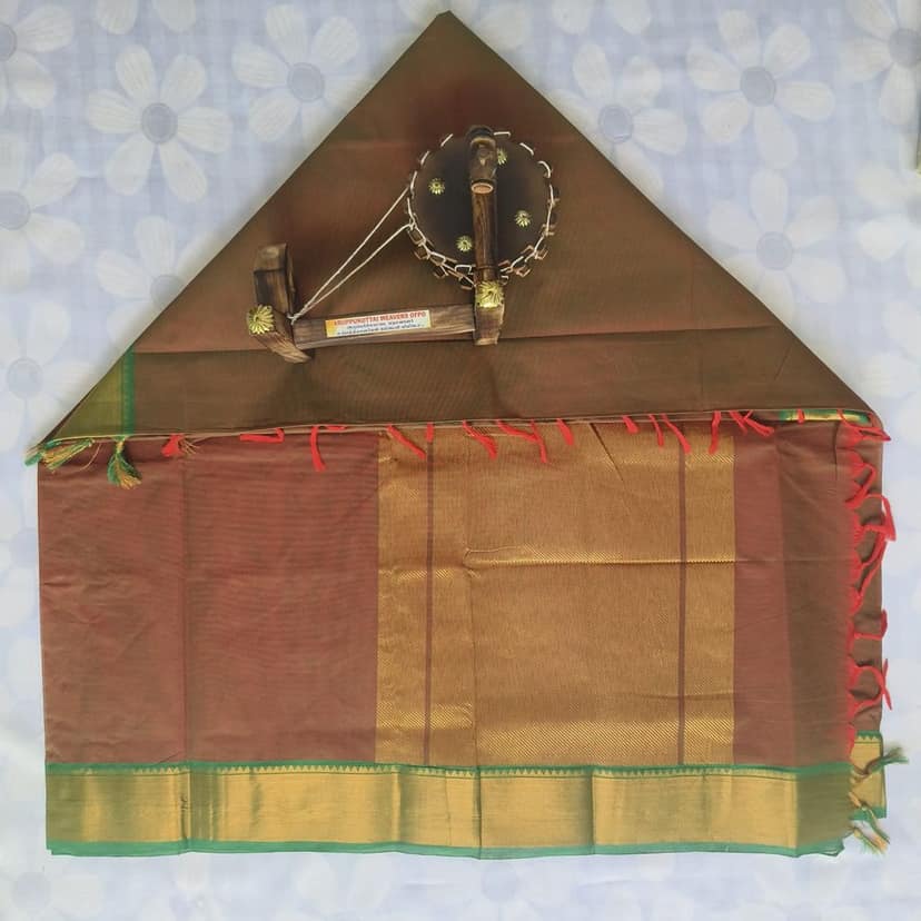 Pure Cotton Saree with Blouse view 3