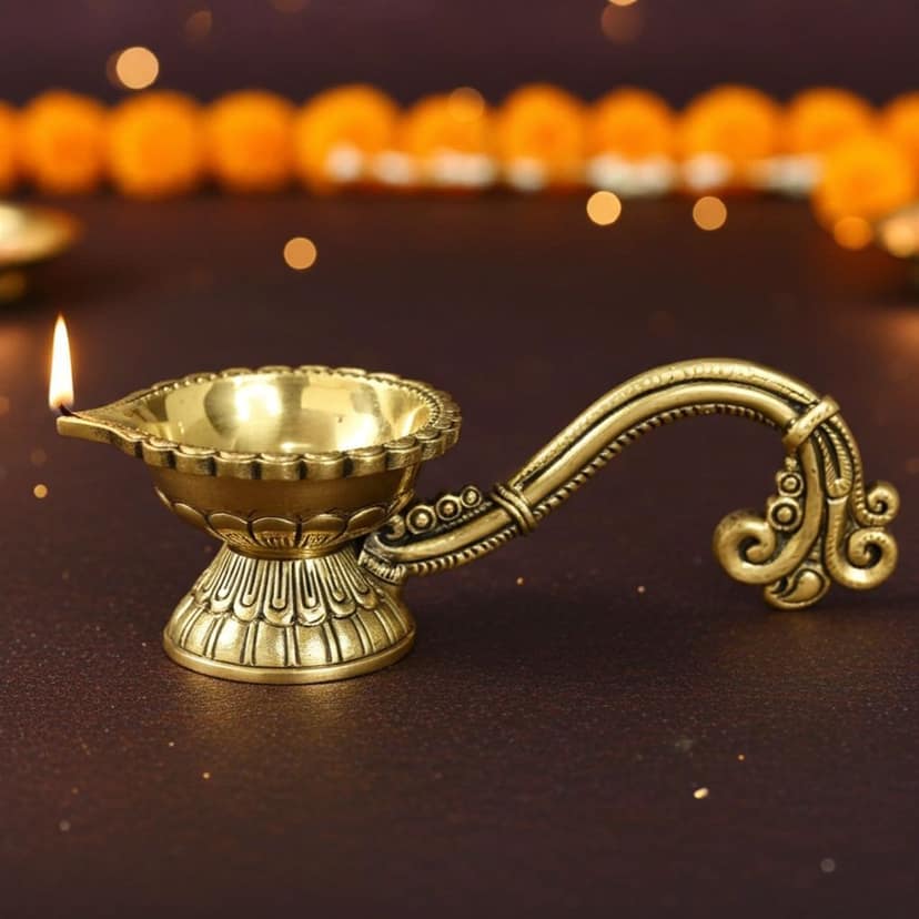 Brass Table Decor Deepak, Oil Lamp - Devotional Brass Oil Lamp for Home, Height : 3 Inch (BSMAS1503 E)