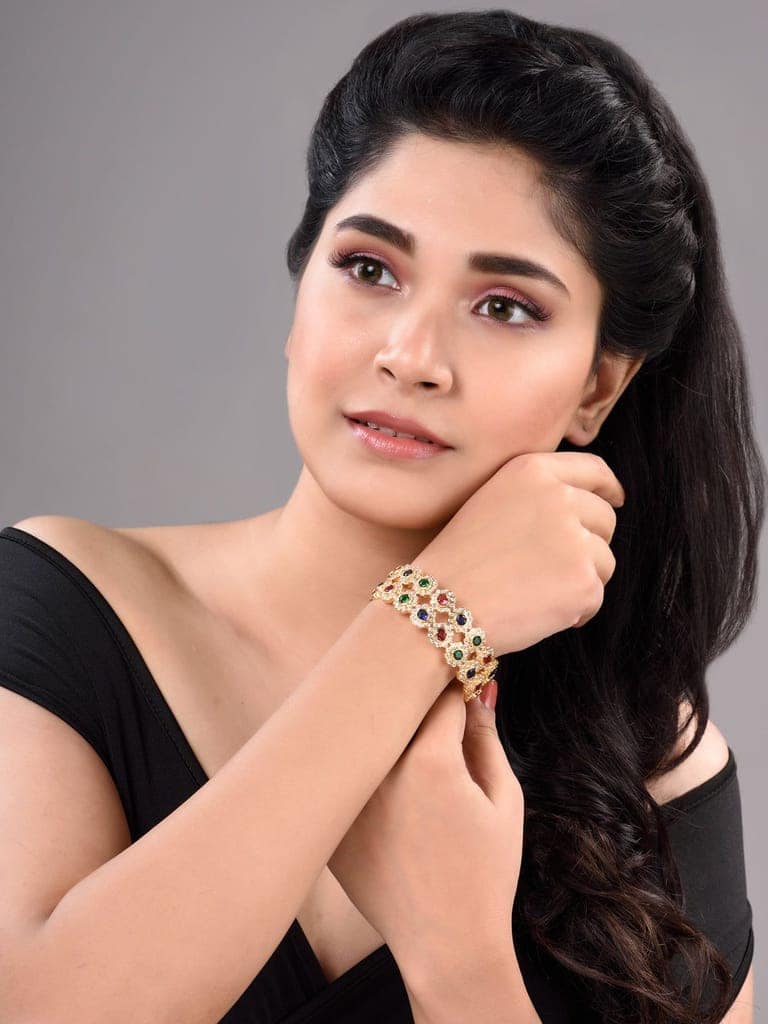 Set of 2 Gold Toned Multi Coloured AD studded Handcrafted Bridal kangan Bangles view 3