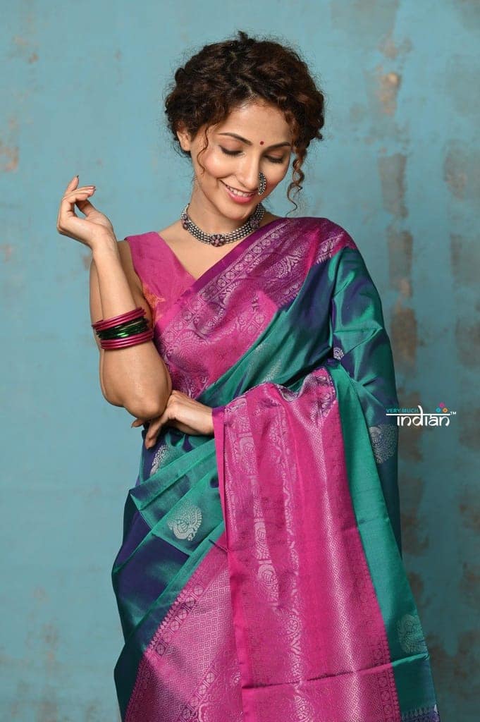 Anokhi ~ Handloom Pure Soft Silk Saree with Designer Pallu ~ Peacock Green (Limited Edition) view 3
