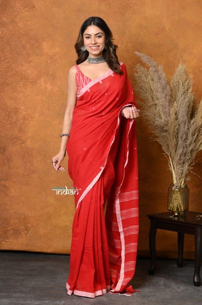Mastaani ~ Pure Cotton Handloom Saree with Buttis & Sleek Border - Red
