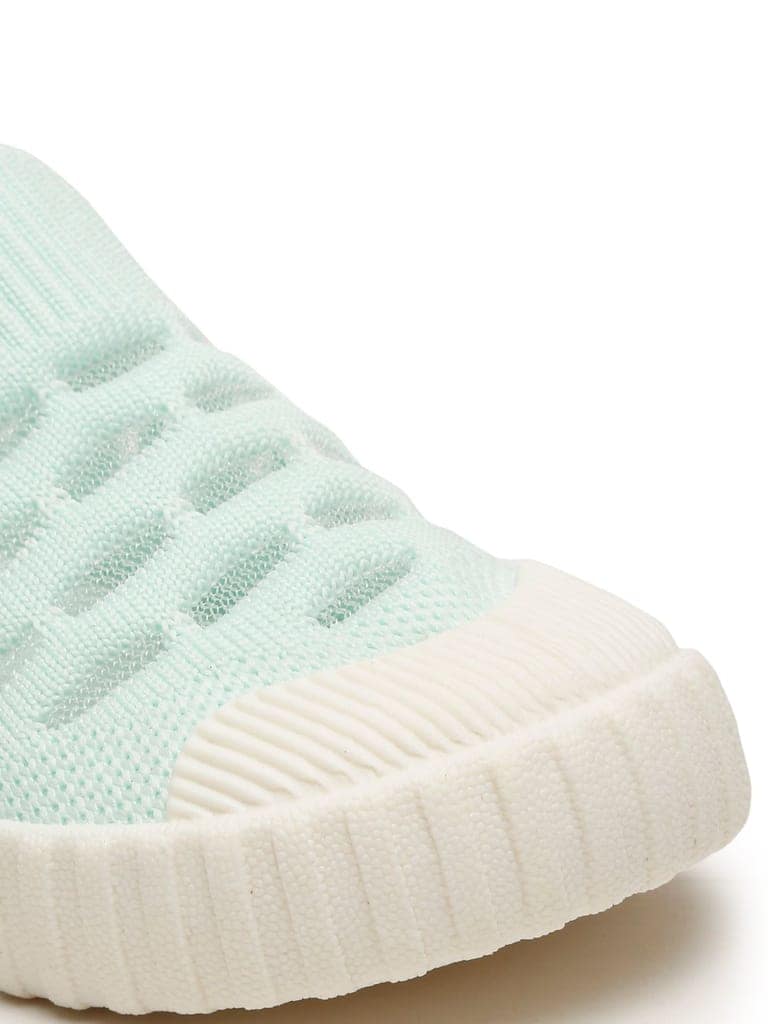 Cloudy Toddlers' First Step Shoes - Sea Green (Unisex) view 2