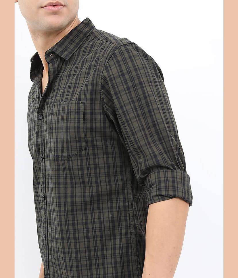 Highlander 100% Cotton Slim Fit Checks Full Sleeves Men's Casual Shirt - Multicolor ( Pack of 1 ) view 5