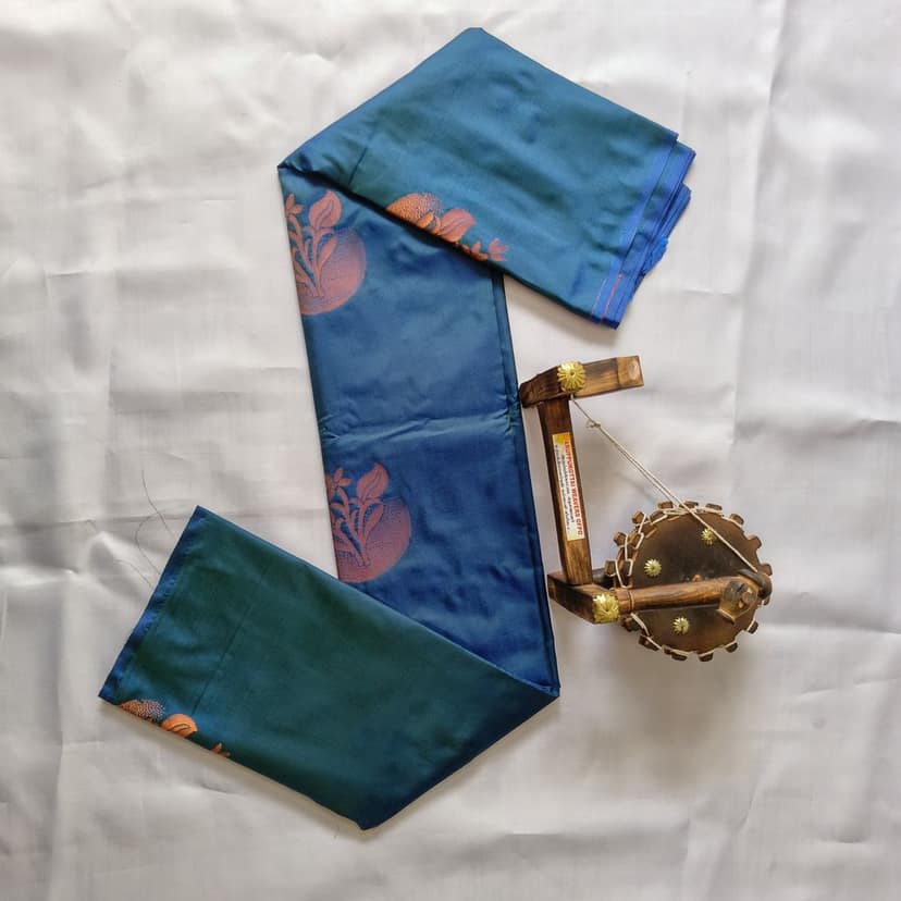 Soft Silk Saree with Blouse view 3