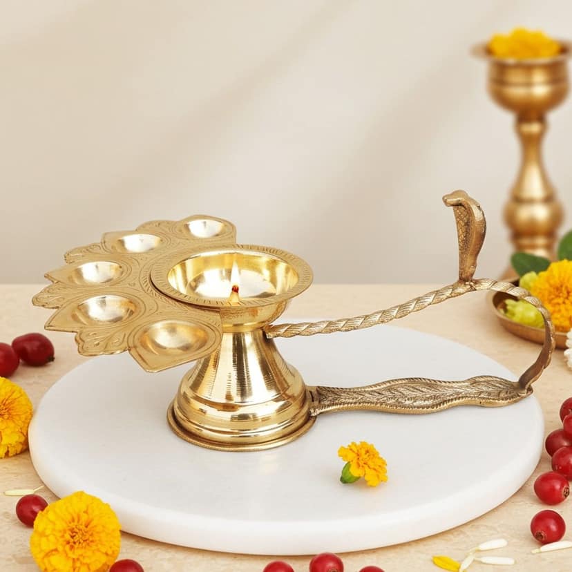 Brass Ganga Arti 5 Wicks (FMAS721 C)