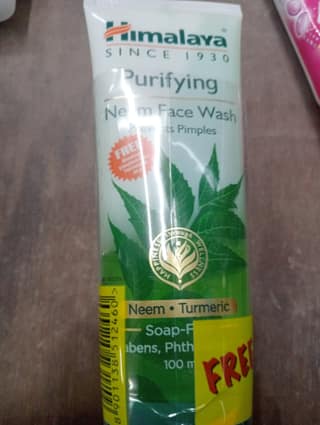 Himalaya Since 1930 Purifying Neem face wash