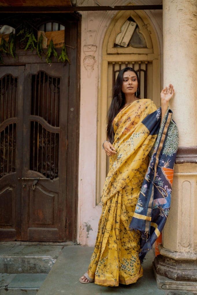 Dancing Ragini Narmada Batik silk cotton handcrafed saree view 5