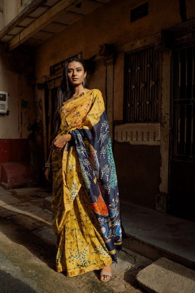 Dancing Ragini Narmada Batik silk cotton handcrafed saree view 7