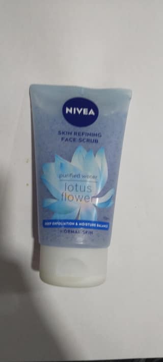 Nivea Skin refining Face scrub Purified water Lotus Flower