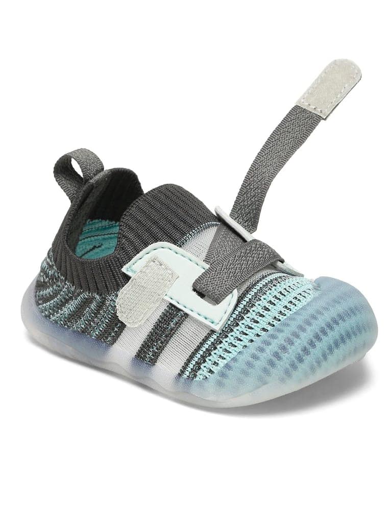 Smooth Toddlers' First-Step Shoes – Sea Green (Unisex) view 3