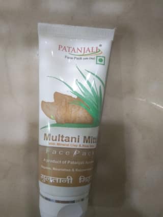 Patanjali Multani mitti With mineral clay & aloe ver Face pack