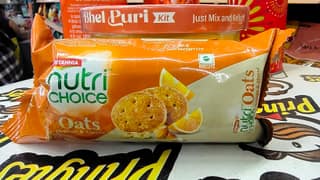 Britannia nutri choice oats orange and almond biscuits