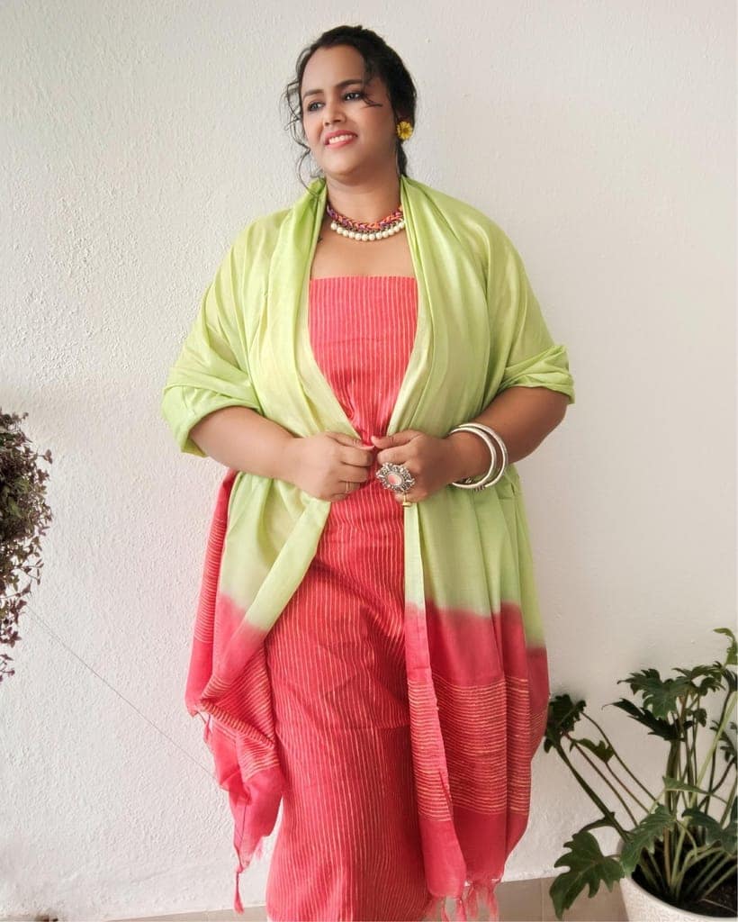Katan Silk Suit Piece Red and Green Color with Bottom and Dupatta-7156 view 3
