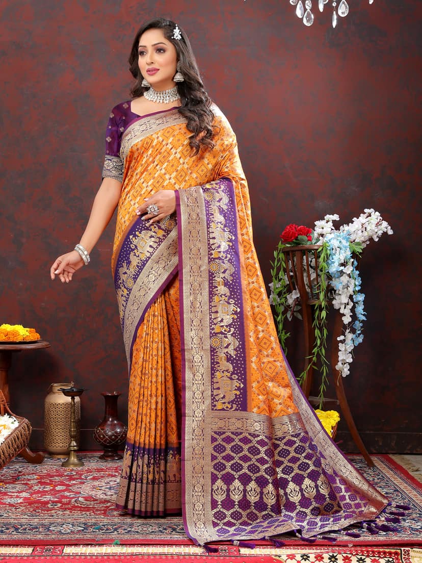 Yavira silk Women's Orange Handwoven Silk Saree view 2