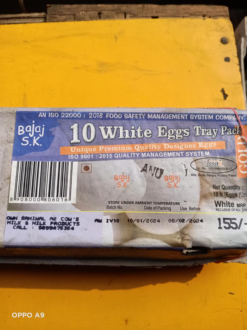 Bajaj white eggs tray pack