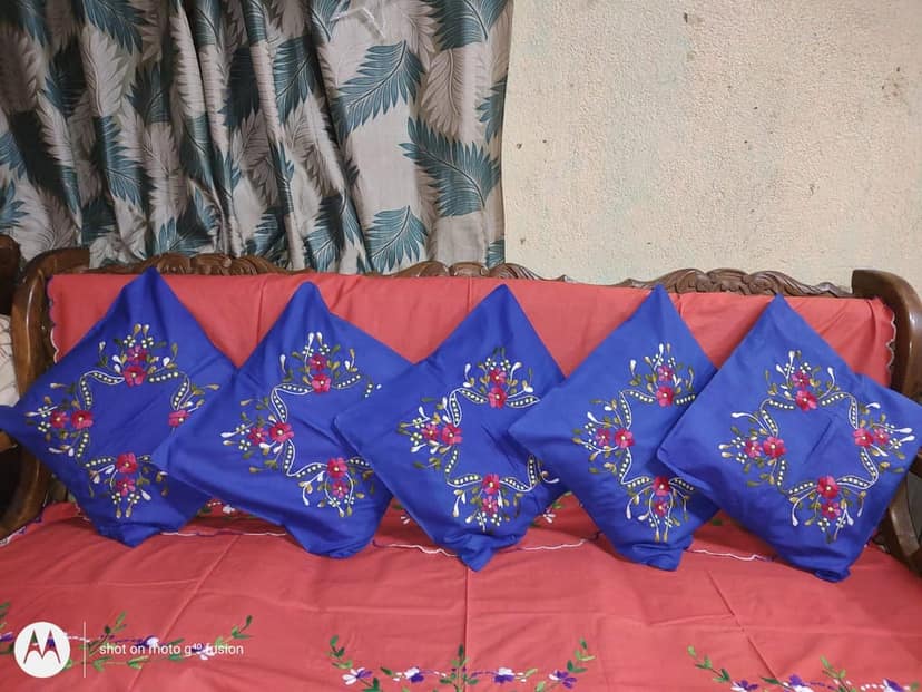 EMBROIDERY COTTON CUSHION COVER view 5