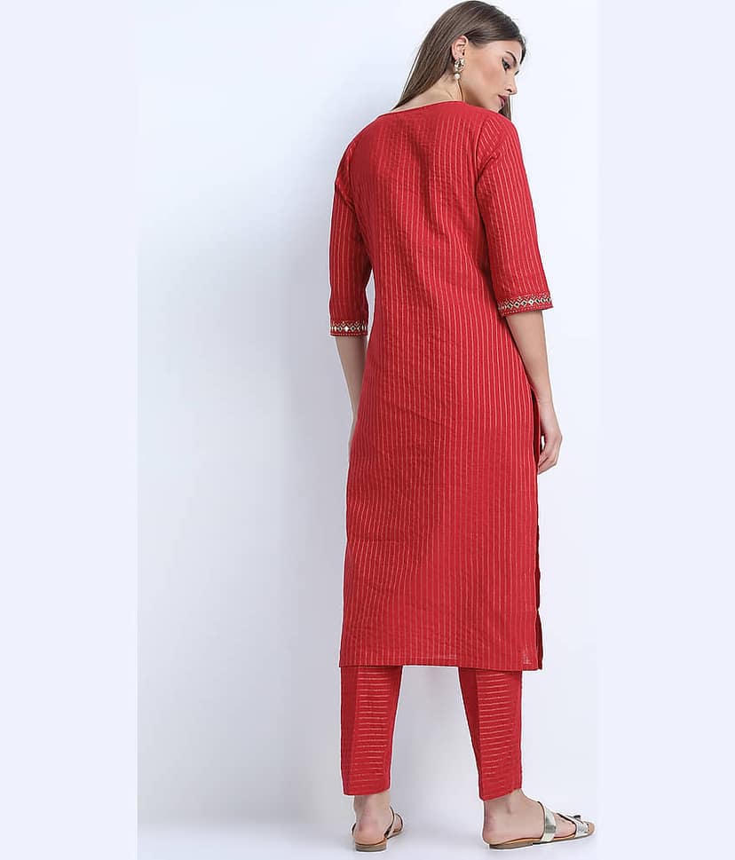 Vishudh Women Cotton Striped Straight Kurti With Pants ( Red ) view 3