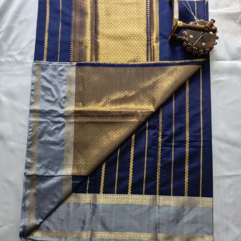Soft Silk Saree with Blouse view 3