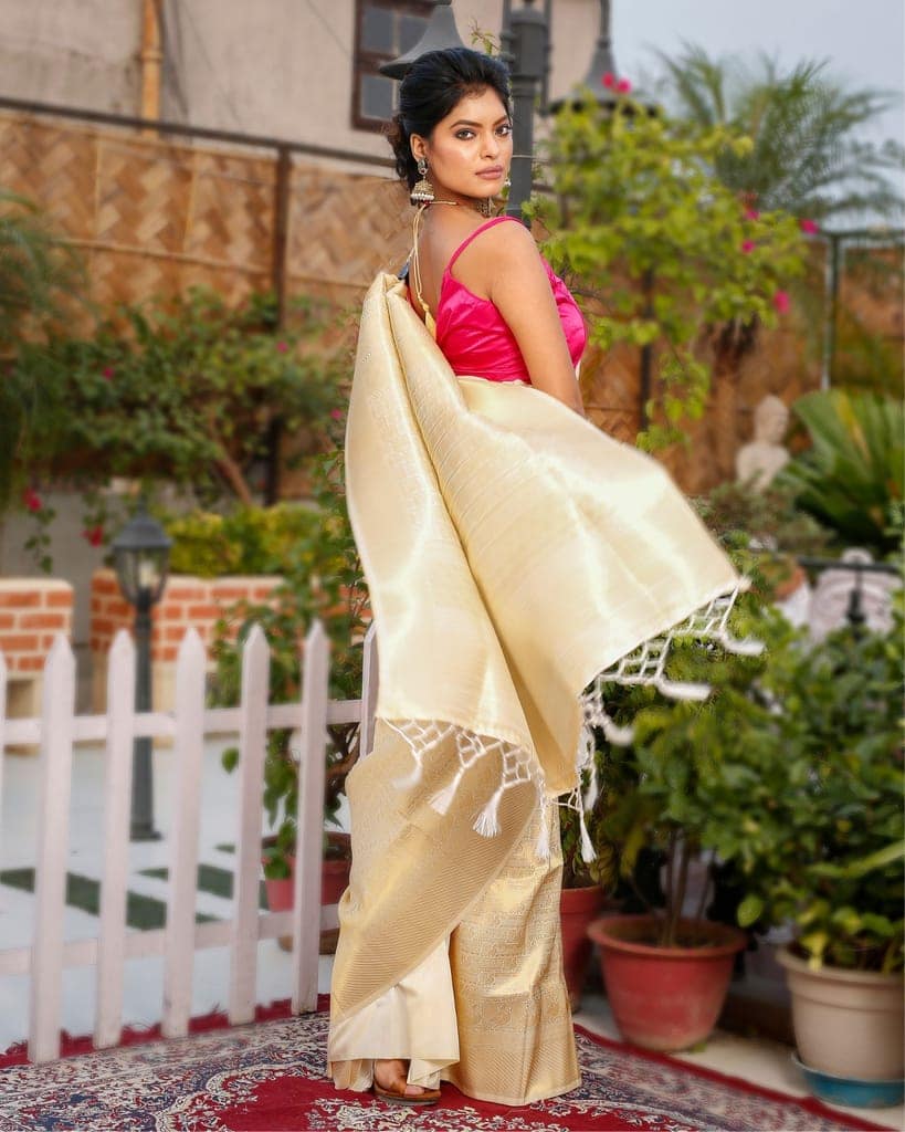 Kanjivaram Silk Saree Beige Color with running blouse-7898 view 3