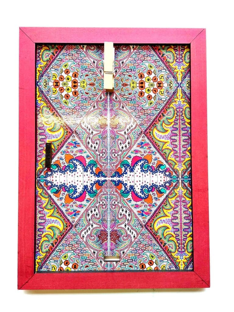 The Story of Waves Photo Frame with Magenta Borders 2
