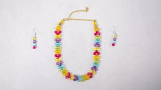 Crystal Chain01
