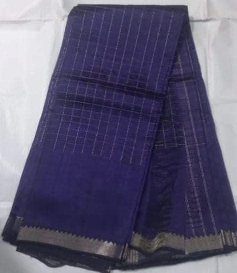 Soft And Breathable Pure Handloom Cotton Saree With Blouse Piece view 2
