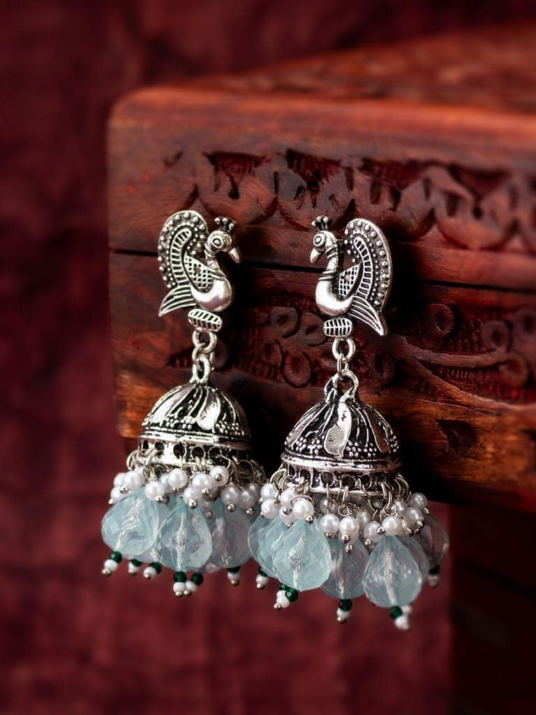 Morison Golden Elegance Dangling Earrings A Blend of Grace and Glamour